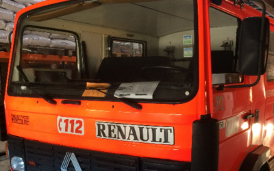 Vente de matériel déclassé : AUTOPOMPE RENAULT