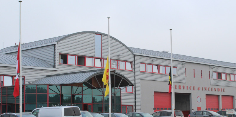 Mise en berne du drapeau national